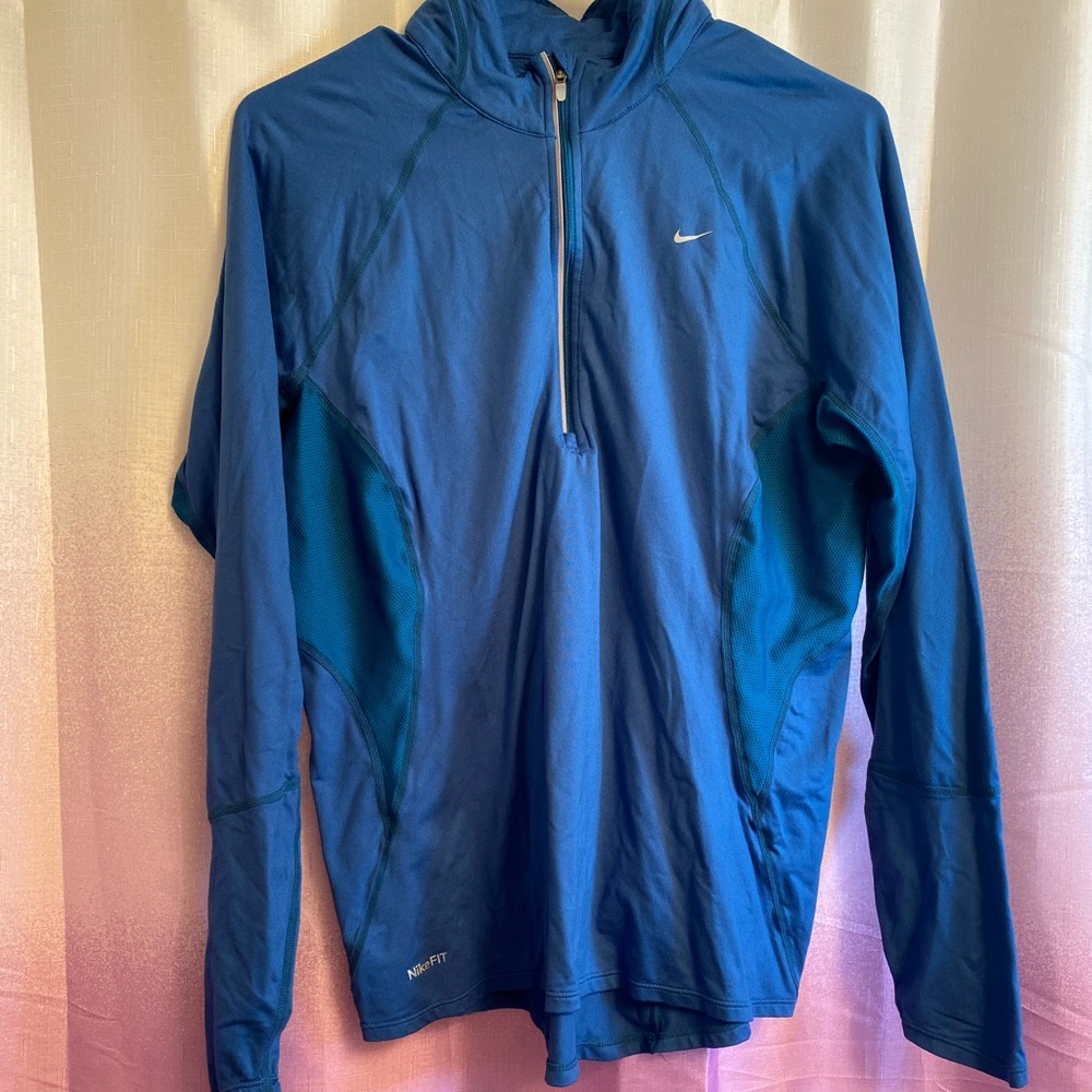 Nike pullover half zip shirt